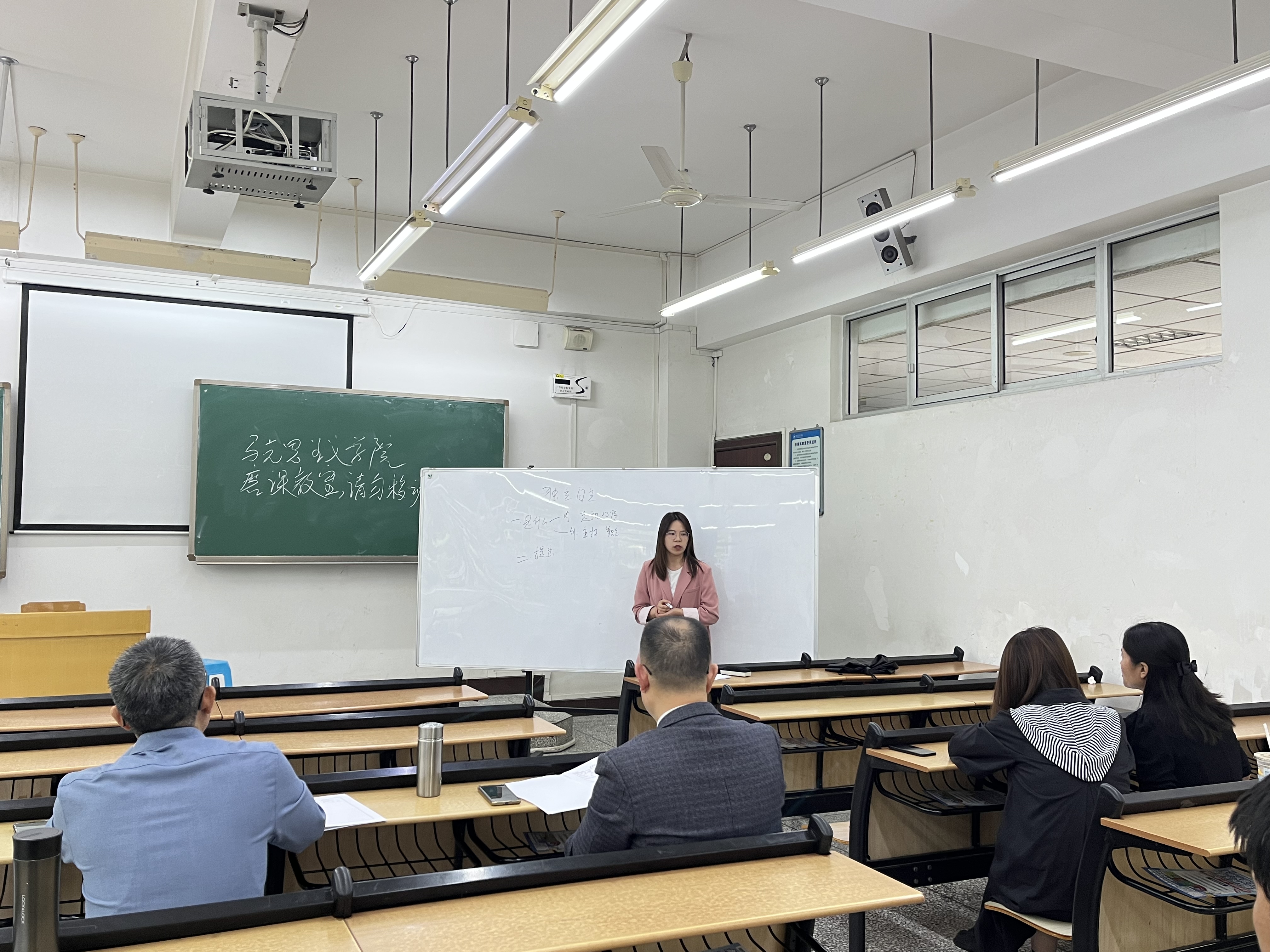 PJUM_1731638356040086906.jpg PJUM_1731638356040086906.jpg